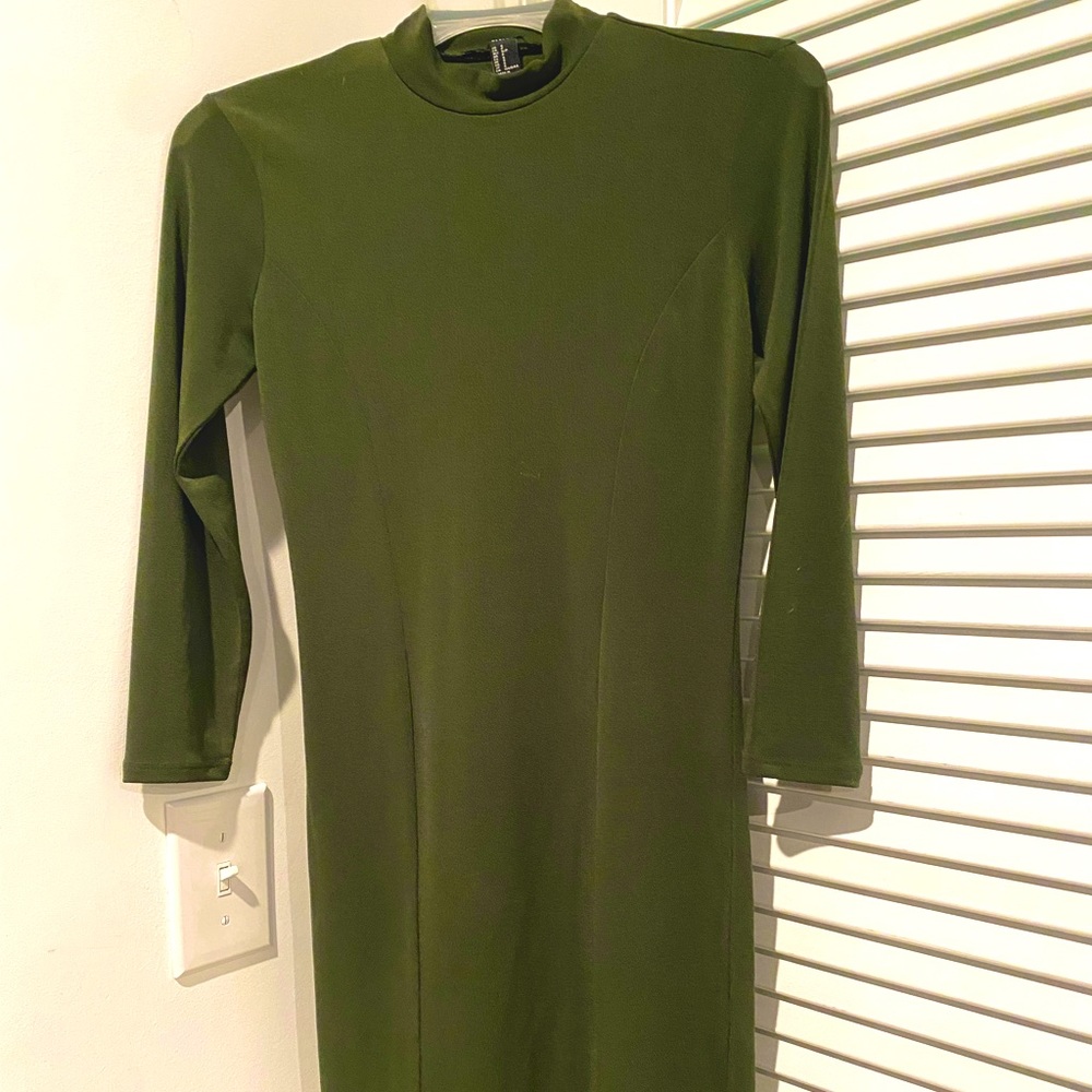 Olive bodycon forever 21 long sleeve dress